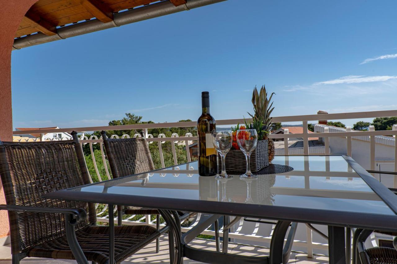 Seaview & Balcony Apartment Petra Jadrija Ngoại thất bức ảnh